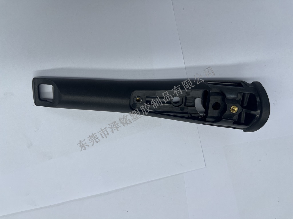 客户在我司定制的电源电气零件，赢得五分好评 